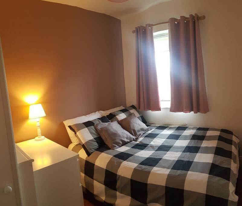 3 Bedroom 3 Bathroom House, Dublin Lucan Exterior foto